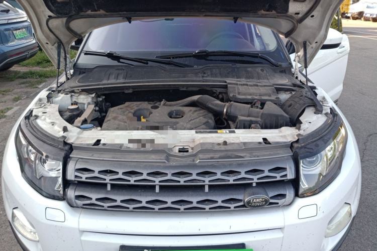 Used Land Rover Range Evoque 2014 2.0T 5-Door Luxury Edition Engine Bay