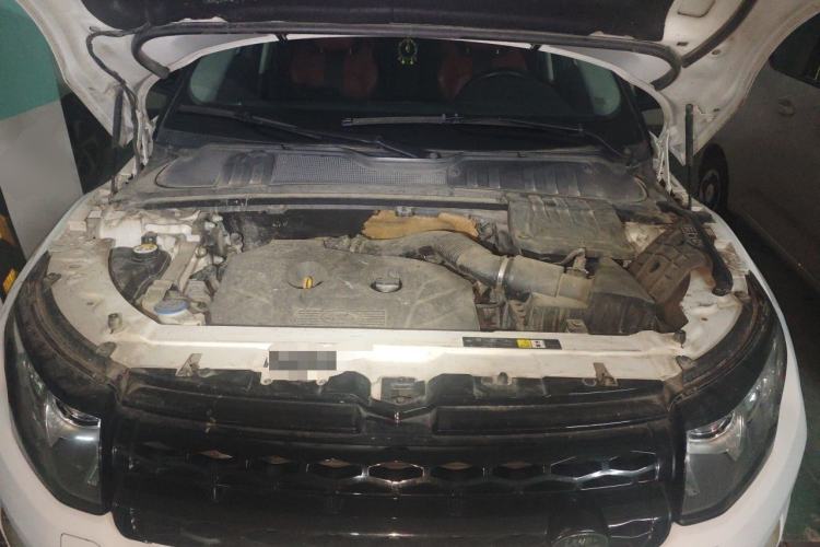 Used Land Rover Range Evoque 2014 2.0T 5-Door Ignite Edition Engine Bay