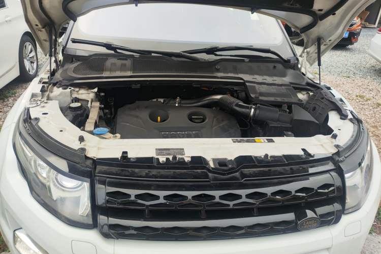 Used Land Rover Range Evoque 2014 2.0T 5-Door Ignite Edition Engine Bay