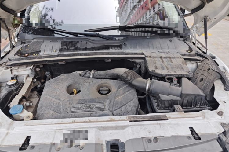Used Land Rover Range Evoque 2014 2.0T 5-Door Luxury Edition Engine Bay