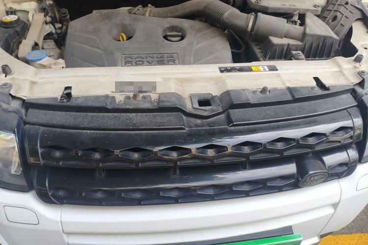 Used Land Rover Range Evoque 2014 2.0T 5-Door Ignite Edition Engine Bay