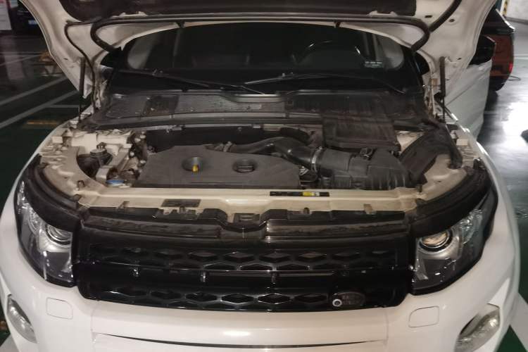 Used Land Rover Range Evoque 2014 2.0T 5-Door Ignite Edition Engine Bay