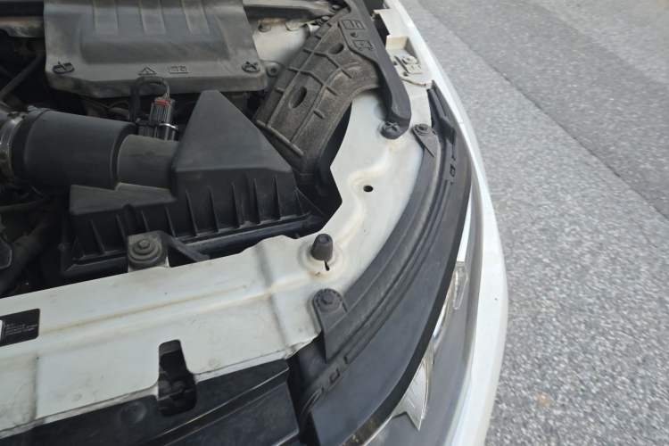 Used Land Rover Range Evoque 2014 2.0T 5-Door Ignite Edition Engine Bay Left