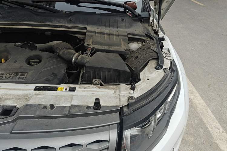 Used Land Rover Range Evoque 2014 2.0T 5-Door YAOZHEN Edition Engine Bay Left