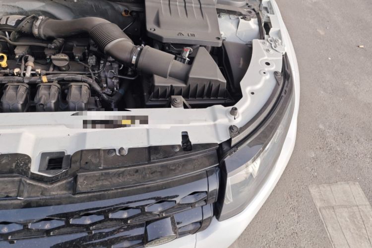 Used Land Rover Range Evoque 2014 2.0T 5-Door Ignite Edition Engine Bay Left