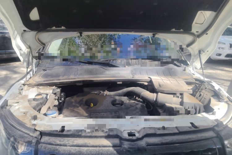 Used Land Rover Range Evoque 2014 2.0T 5-Door Christmas Limited Edition Engine Bay