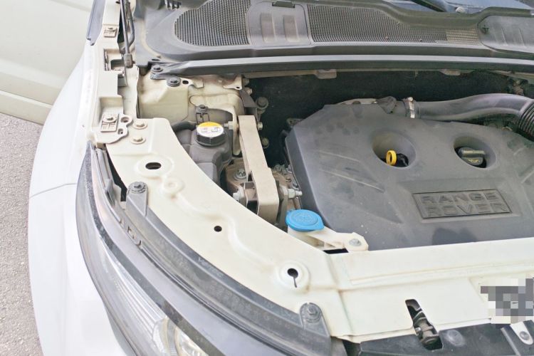 Used Land Rover Range Evoque 2014 2.0T 5-Door YAOZHEN Edition Engine Bay Right