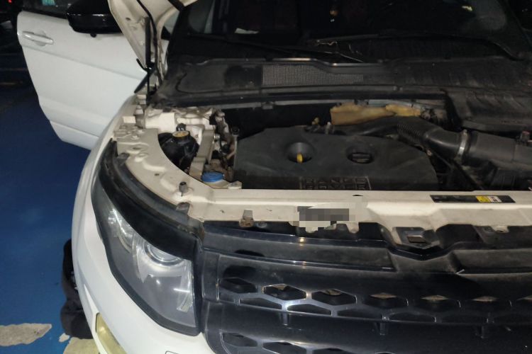 Used Land Rover Range Evoque 2014 2.0T 5-Door Ignite Edition Engine Bay Right
