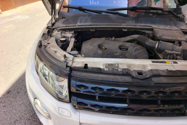 Used Land Rover Range Evoque 2014 2.0T 5-Door Ignite Edition Engine Bay Right