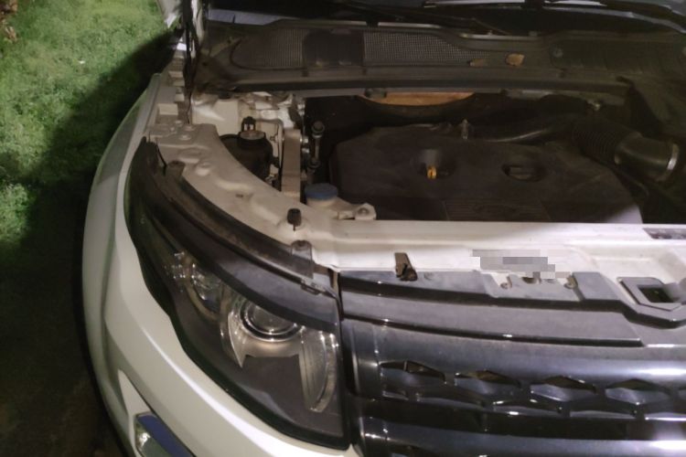 Used Land Rover Range Evoque 2014 2.0T 5-Door Ignite Edition Engine Bay Right