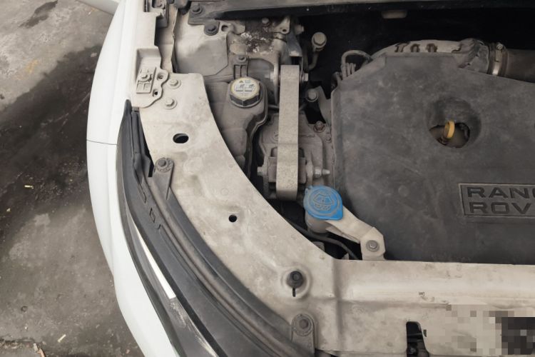 Used Land Rover Range Evoque 2014 2.0T 5-Door Ignite Edition Engine Bay Right