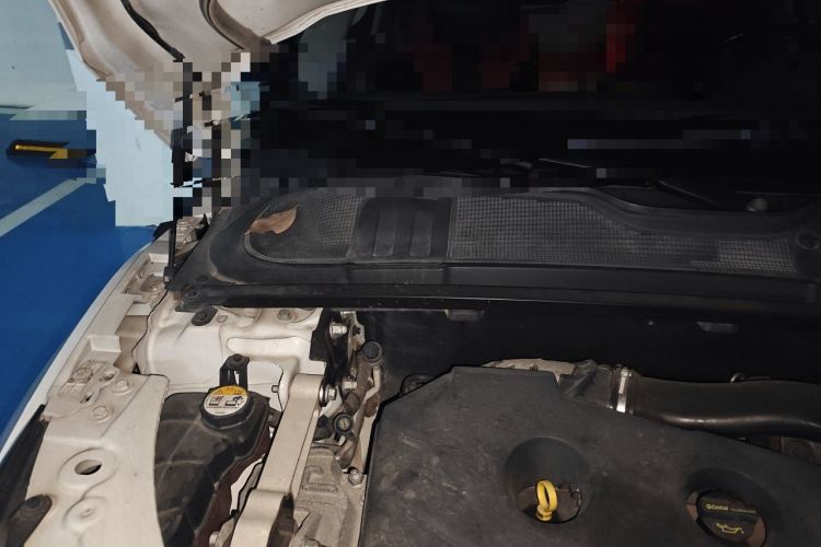 Used Land Rover Range Evoque 2014 2.0T 5-Door Ignite Edition Engine Bay Right