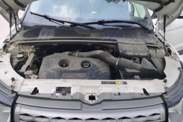Used Land Rover Range Evoque 2014 2.0T 5-Door Luxury Edition Engine Bay