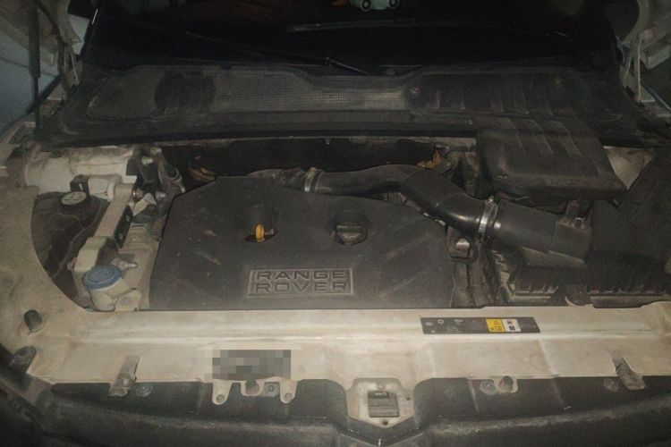 Used Land Rover Range Evoque 2014 2.0T 5-Door Ignite Edition Engine Bay