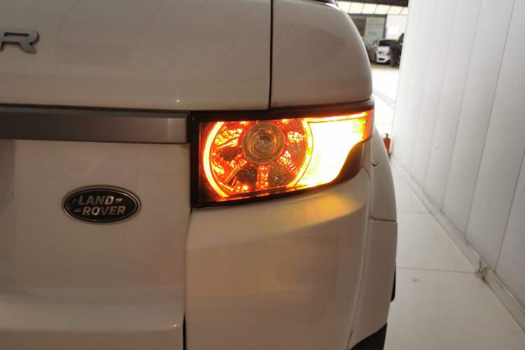 Used Land Rover Range Evoque 2014 2.0T 5-Door YAOZHEN Edition Exterior 6