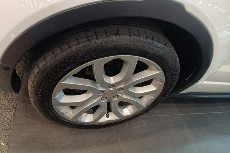 Used Land Rover Range Evoque 2014 2.0T 5-Door Ignite Edition Exterior 7