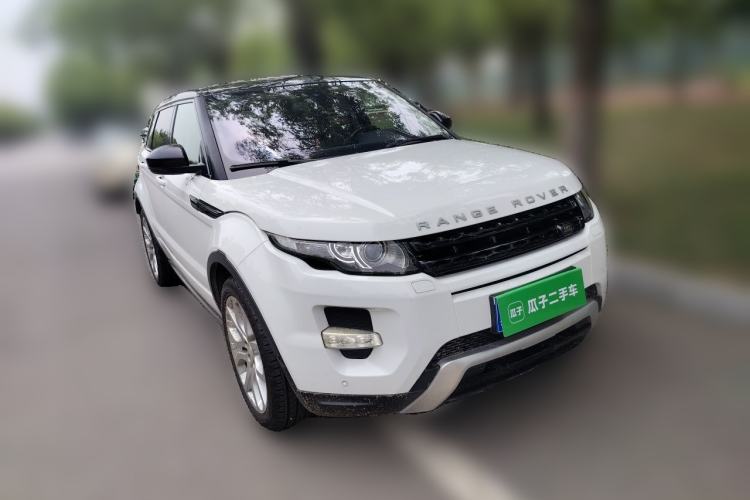 Used Land Rover Range Evoque 2014 2.0T 5-Door Ignite Edition Front Right 45 Deg