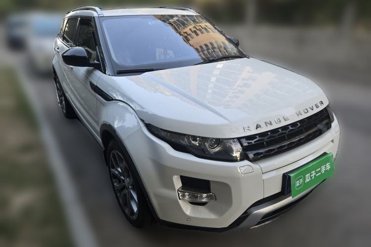 Used Land Rover Range Evoque 2014 2.0T 5-Door Ignite Edition Front Right 45 Deg