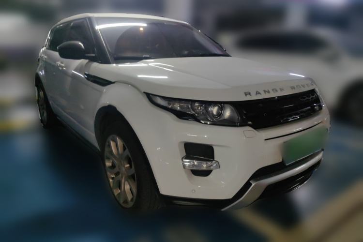 Used Land Rover Range Evoque 2014 2.0T 5-Door Ignite Edition Front Right 45 Deg