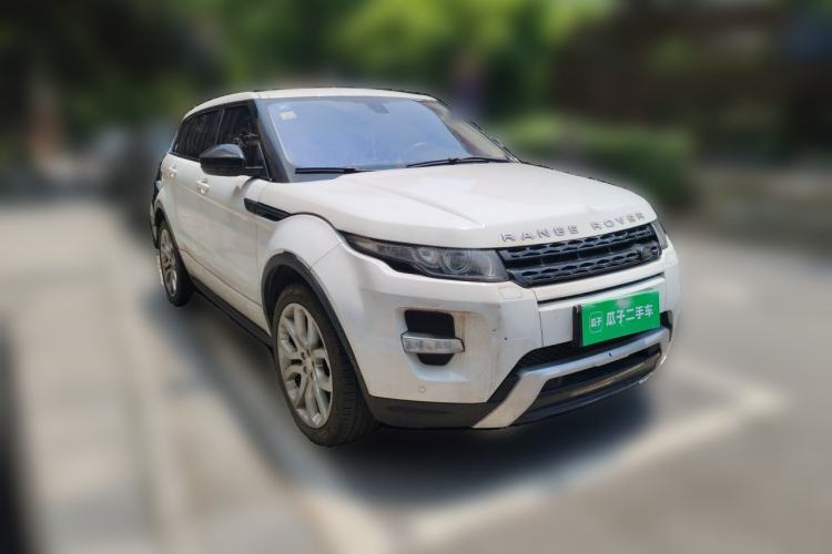 Used Land Rover Range Evoque 2014 2.0T 5-Door Ignite Edition Front Right 45 Deg