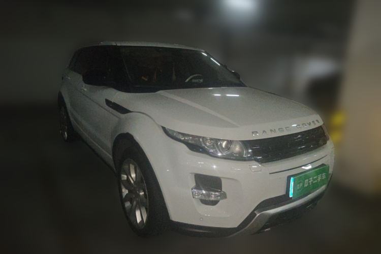 Used Land Rover Range Evoque 2014 2.0T 5-Door Ignite Edition Front Right 45 Deg