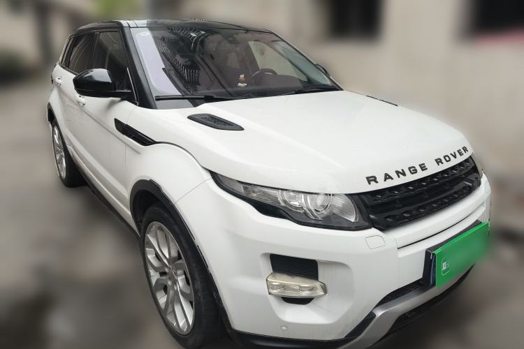 Used Land Rover Range Evoque 2014 2.0T 5-Door Ignite Edition Front Right 45 Deg