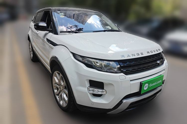Used Land Rover Range Evoque 2014 2.0T 5-Door Ignite Edition Front Right 45 Deg