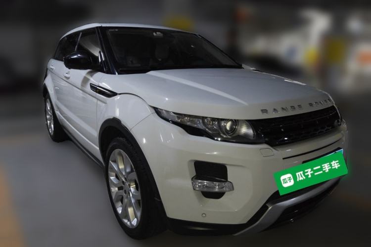 Used Land Rover Range Evoque 2014 2.0T 5-Door Ignite Edition Front Right 45 Deg