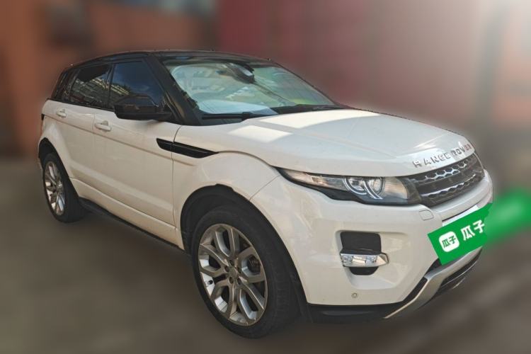 Used Land Rover Range Evoque 2014 2.0T 5-Door Ignite Edition Front Right 45 Deg