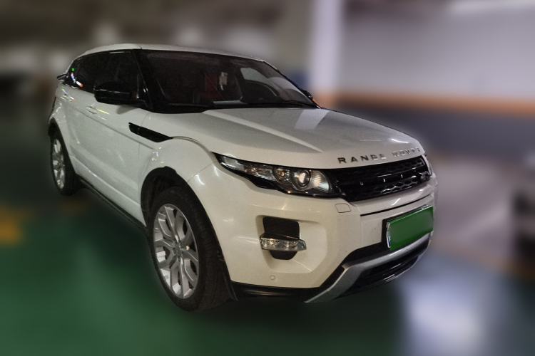 Used Land Rover Range Evoque 2014 2.0T 5-Door Ignite Edition Front Right 45 Deg