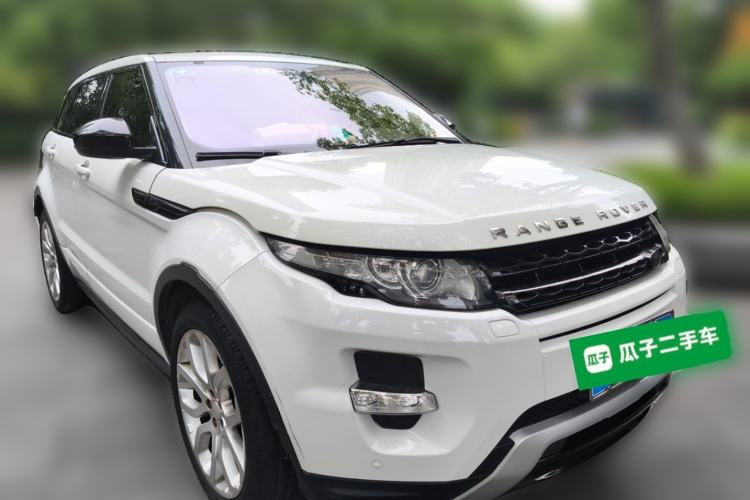 Used Land Rover Range Evoque 2014 2.0T 5-Door Ignite Edition Front Right 45 Deg