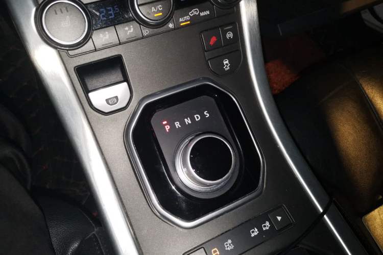 Used Land Rover Range Evoque 2014 2.0T 5-Door YAOZHEN Edition Gear Lever
