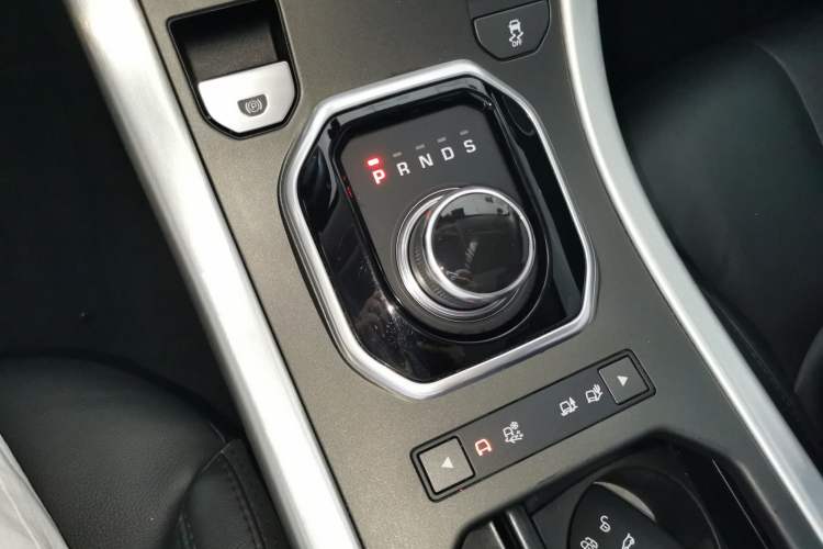 Used Land Rover Range Evoque 2014 2.0T 5-Door YAOZHEN Edition Gear Lever