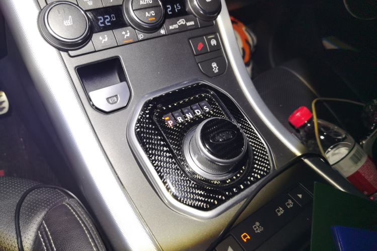 Used Land Rover Range Evoque 2014 2.0T 5-Door Ignite Edition Gear Lever