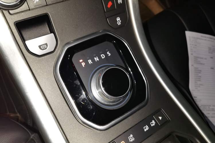 Used Land Rover Range Evoque 2014 2.0T 5-Door YAOZHEN Edition Gear Lever
