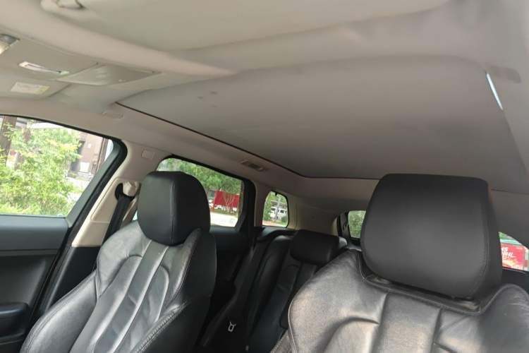 Used Land Rover Range Evoque 2014 2.0T 5-Door Luxury Edition Headliner