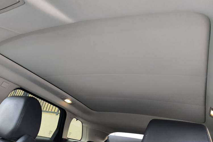 Used Land Rover Range Evoque 2014 2.0T 5-Door Luxury Edition Headliner