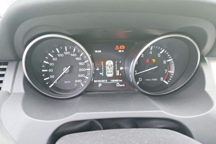Used Land Rover Range Evoque 2014 2.0T 5-Door YAOZHEN Edition Instrument Cluster