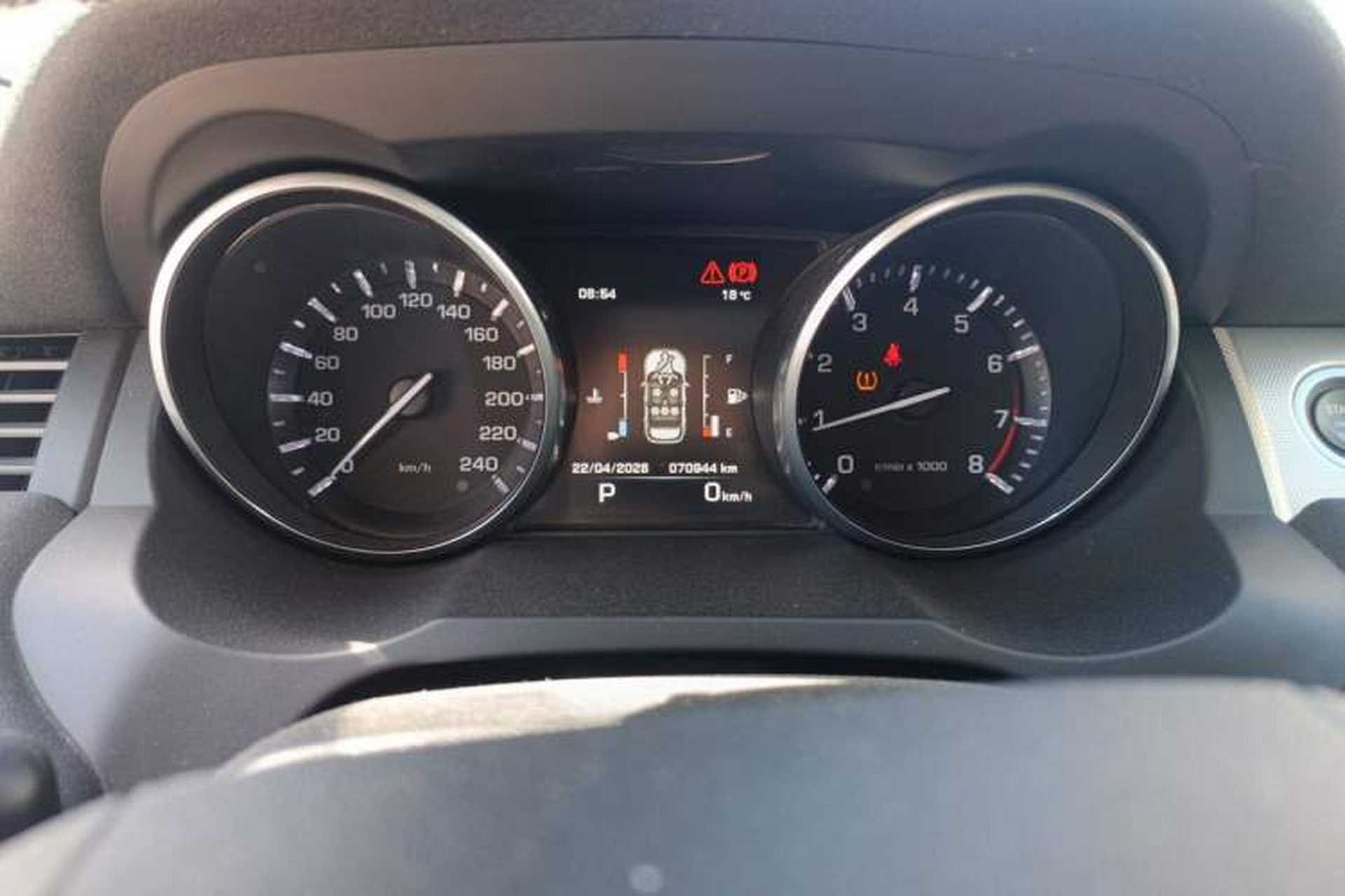 Used Land Rover Range Evoque 2014 2.0T 5-Door Luxury Edition Instrument Cluster