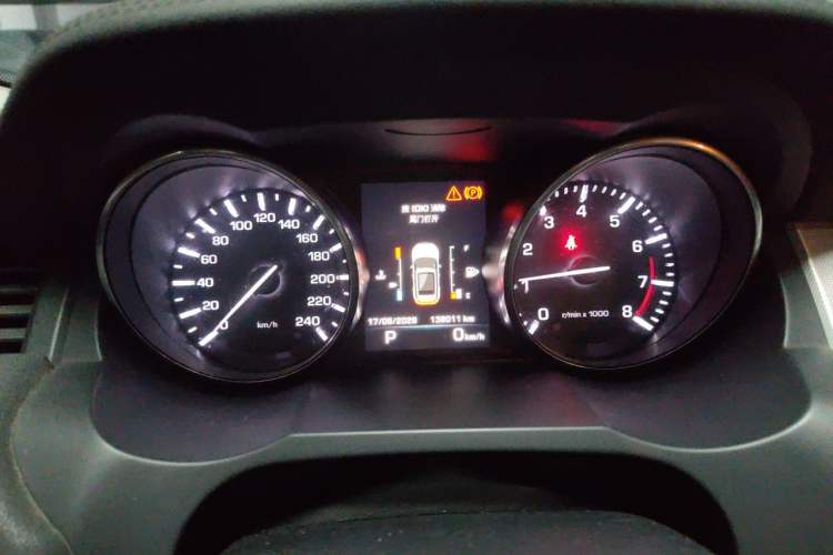 Used Land Rover Range Evoque 2014 2.0T 5-Door Ignite Edition Instrument Cluster