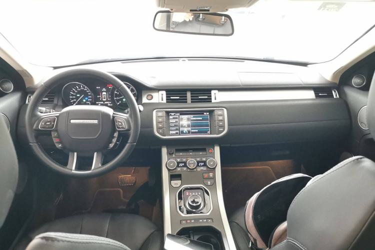 Used Land Rover Range Evoque 2014 2.0T 5-Door YAOZHEN Edition Interior 2