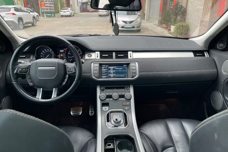 Used Land Rover Range Evoque 2014 2.0T 5-Door Ignite Edition Interior 5