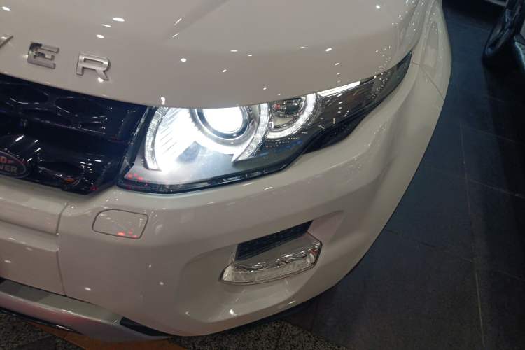 Used Land Rover Range Evoque 2014 2.0T 5-Door Ignite Edition Left Front Headlight
