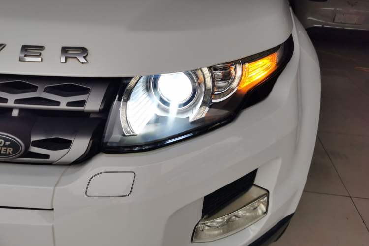 Used Land Rover Range Evoque 2014 2.0T 5-Door YAOZHEN Edition Left Front Headlight