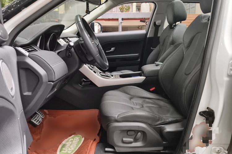 Used Land Rover Range Evoque 2014 2.0T 5-Door Ignite Edition Left Front Seat