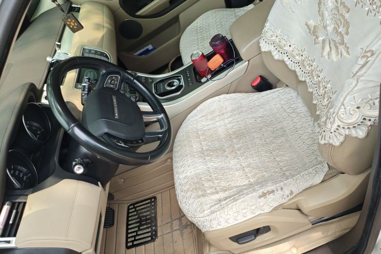 Used Land Rover Range Evoque 2014 2.0T 5-Door Luxury Edition Left Front Seat