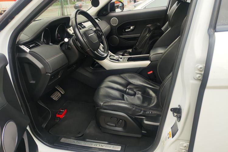 Used Land Rover Range Evoque 2014 2.0T 5-Door Ignite Edition Left Front Seat