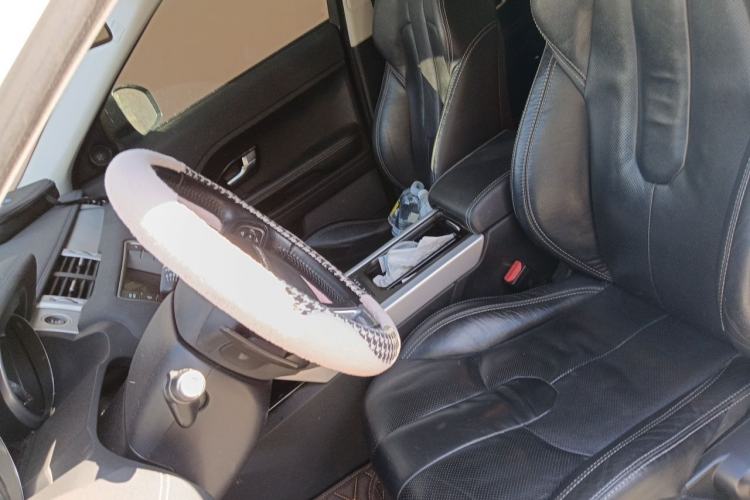 Used Land Rover Range Evoque 2014 2.0T 5-Door Ignite Edition Left Front Seat