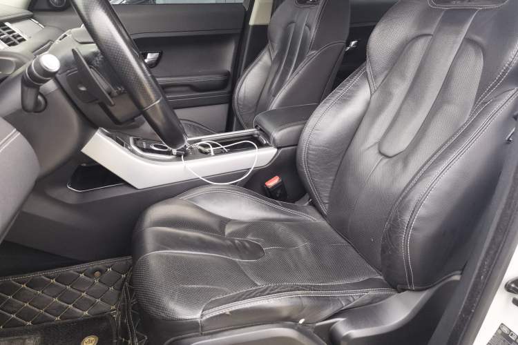Used Land Rover Range Evoque 2014 2.0T 5-Door Ignite Edition Left Front Seat