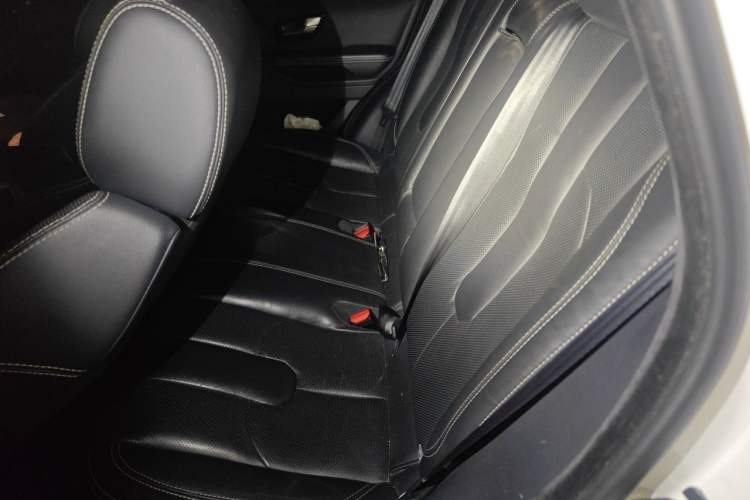 Used Land Rover Range Evoque 2014 2.0T 5-Door Ignite Edition Left Rear Seat